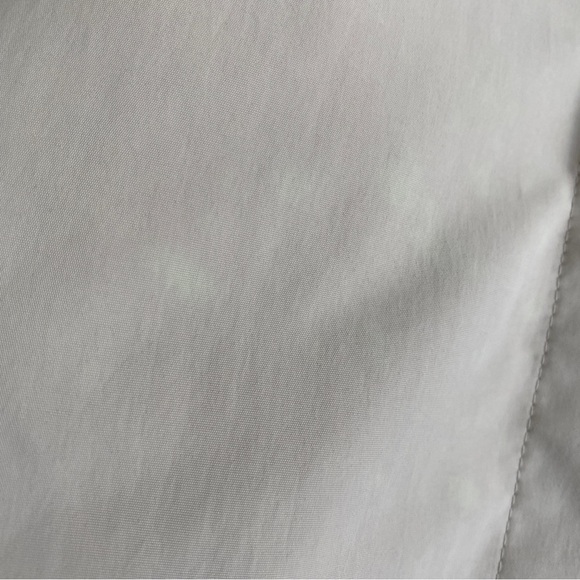 Burberry beige trench coat - Picture 12 of 14